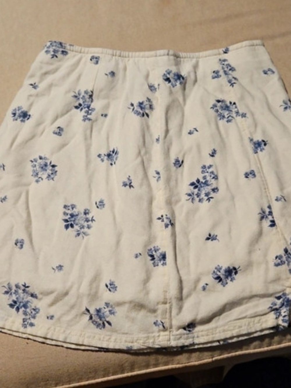 American Eagle Outfitters White Skirt with Blue Floral Print
